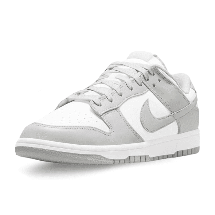 Nike Men's Dunk Low Retro Sneaker - Imagen 1